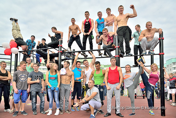Открытие площадки для воркаута. Фоторепортаж Виктора ШЕЙКИНА