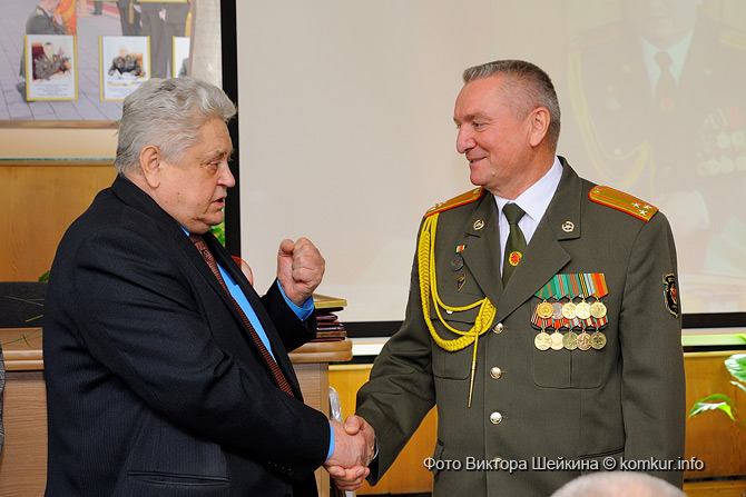 В запас, а не в отставку!