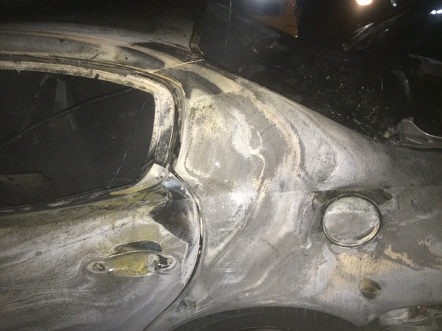 Maserati загорелся после столкновения с пешеходом под Минском