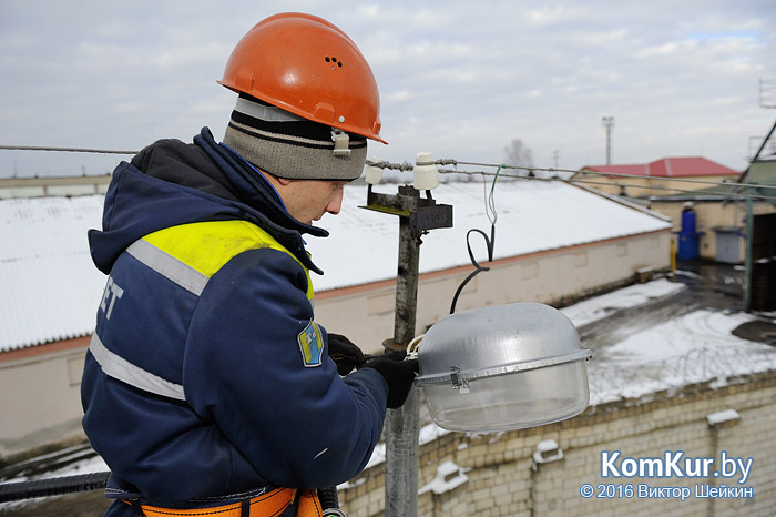 Когда гасить фонари на бобруйских улицах?