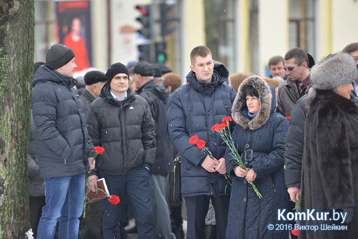 В Бобруйске почтили память воинов-интернационалистов