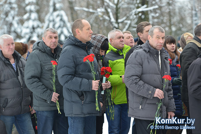 В Бобруйске почтили память воинов-интернационалистов