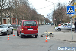 В Бобруйске велосипедист врезался в микроавтобус 