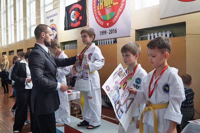 Бобруйское таэквондо: день рождения на татами
