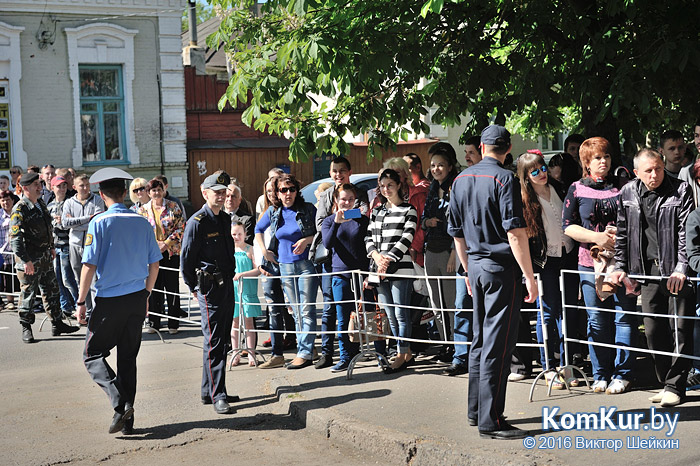 300 бобруйчан призвали в армию