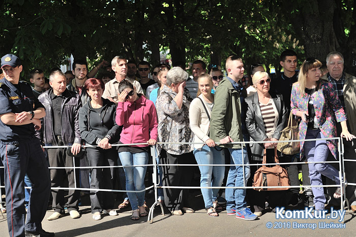 300 бобруйчан призвали в армию