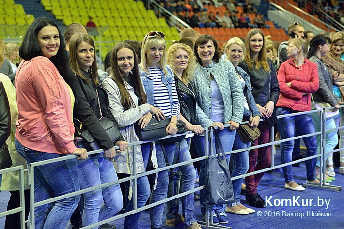 Нестареющие «звезды» на бобруйской сцене