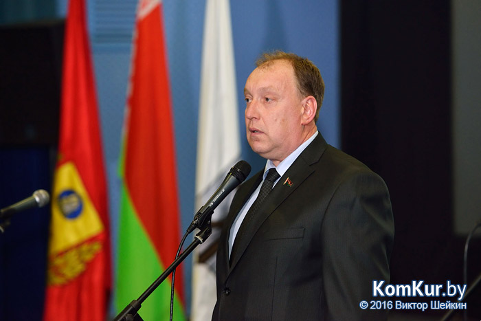 Работникам бобруйских СМИ вручили призы и подарки