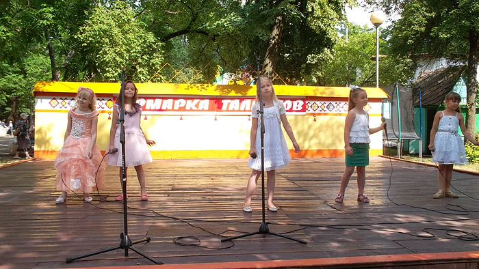 В Бобруйске пела и играла «Ярмарка талантов»