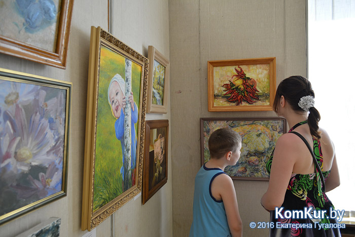 Выставка самодеятельных художников открылась в Бобруйске