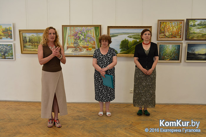 Выставка самодеятельных художников открылась в Бобруйске
