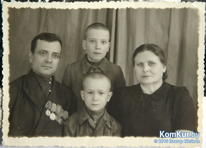 Родные братья, которые никогда не видели друг друга, встретились в Бобруйске