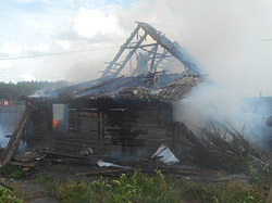 Сгорел дом в деревне Калинино