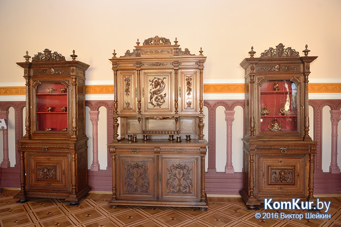 Жемчужина Беларуси, или Чем впечатляет дворец Красного Берега?