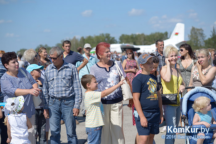 В Бобруйске с размахом отметили день Военно-воздушных сил