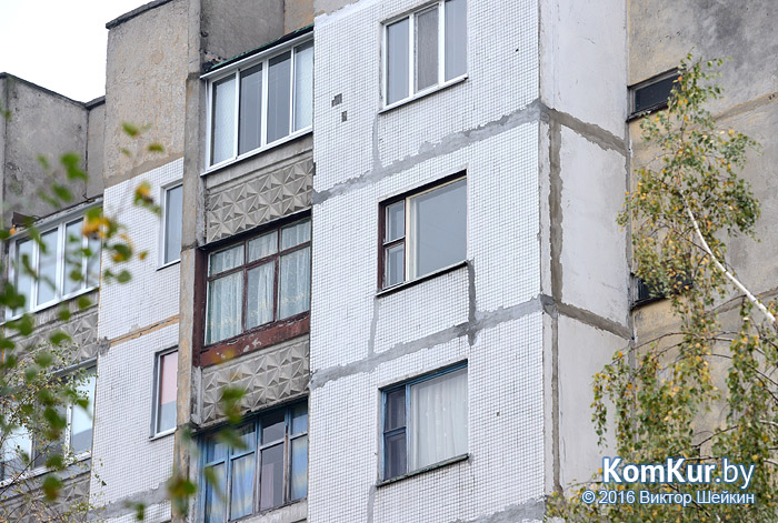 В Бобруйске с восьмого этажа упала женщина
