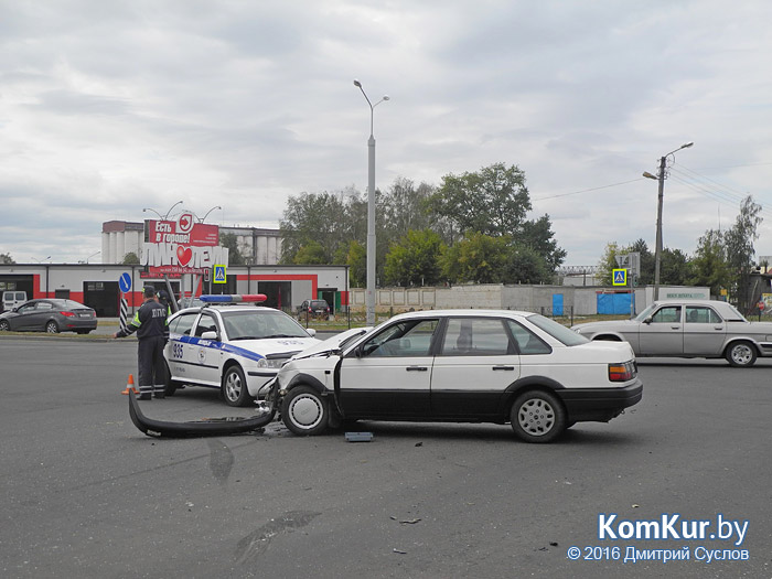 Женщины-водители не поделили аварийный перекресток Бобруйска 