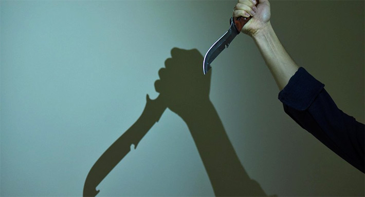 В Бобруйске сын набросился с ножом на отца