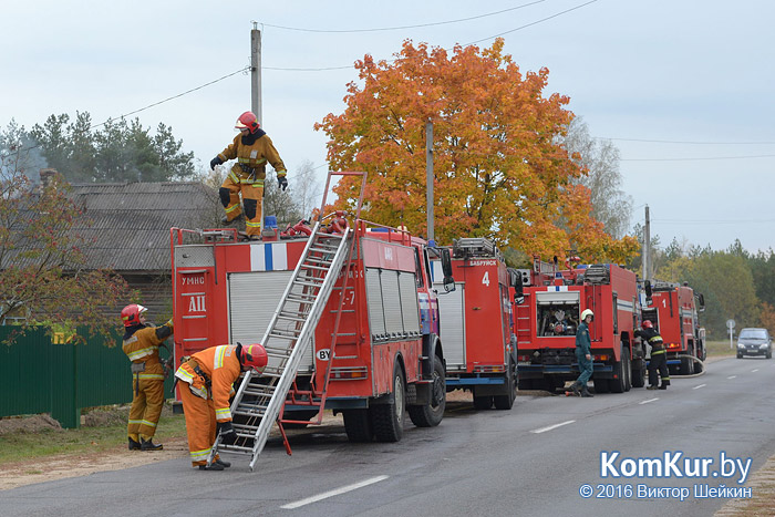 Пожар в деревне Леккерта