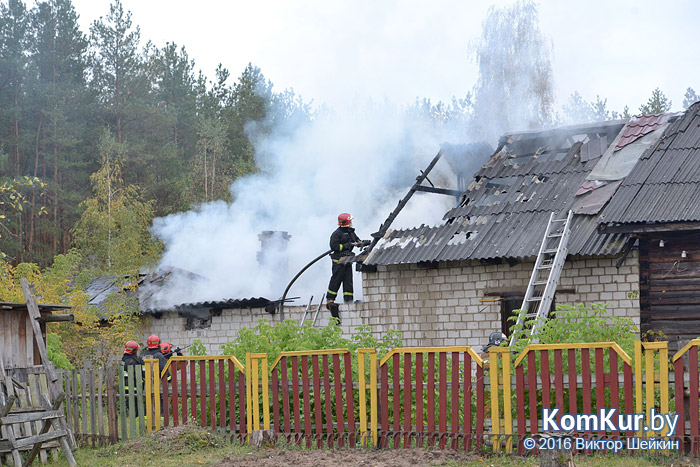 Пожар в деревне Леккерта