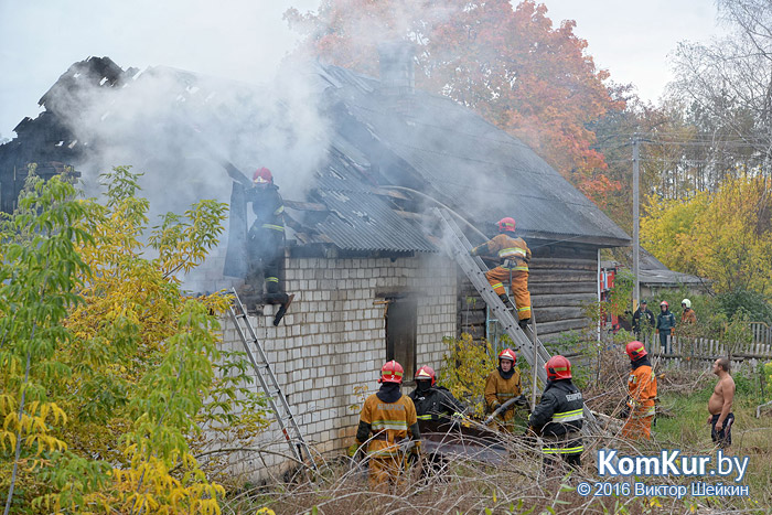 Пожар в деревне Леккерта