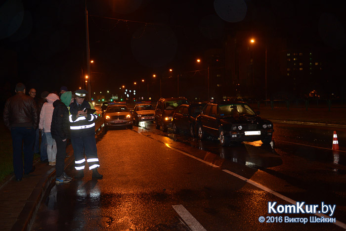 Эффект домино: в Бобруйске столкнулись четыре авто