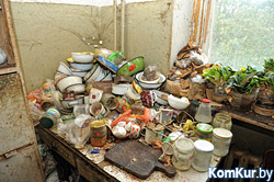 Бобруйская семья превратила квартиру в полигон бытовых отходов
