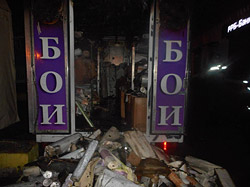 В Бобруйске загорелся фургон с обоями