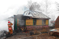 В Бобруйске горел строящийся дом
