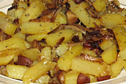 Вкусный пост: картофель с солеными грибами