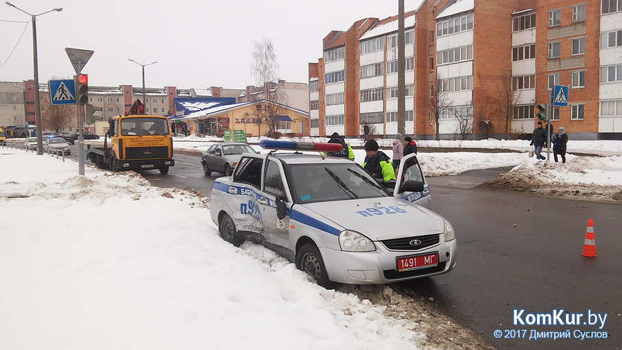 В Бобруйске автомобиль ГАИ вновь попал в ДТП