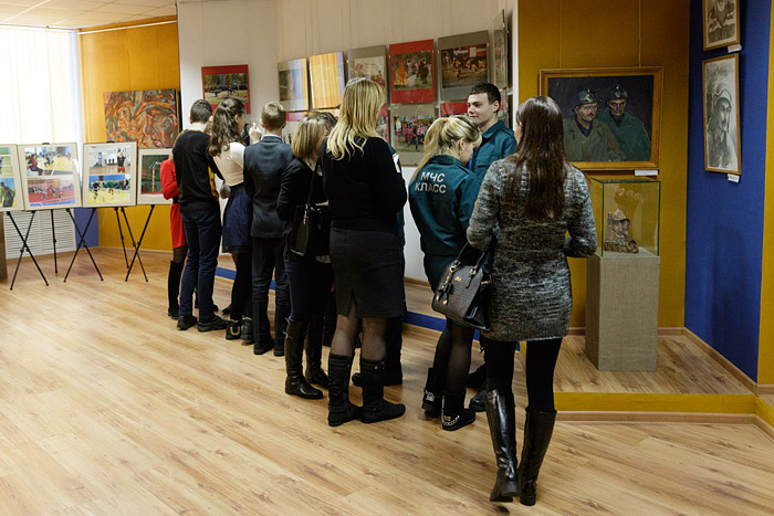 В пожарной части Бобруйска открылась выставка «Спасатель»