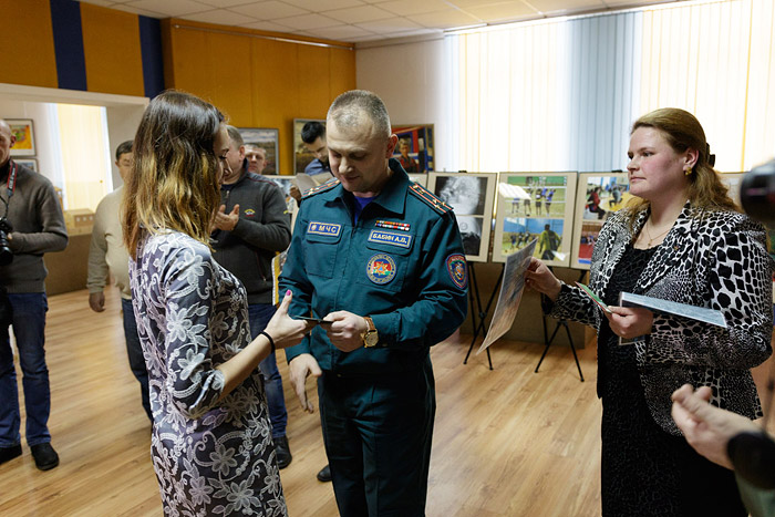 В пожарной части Бобруйска открылась выставка «Спасатель»
