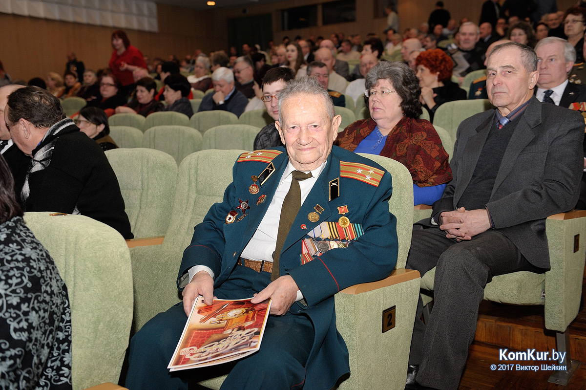 Поздравление афганцев в Бобруйске