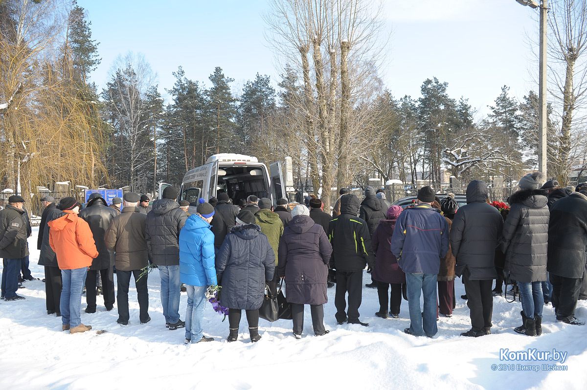 Рафаила Михайловича Бецера похоронили на еврейском кладбище