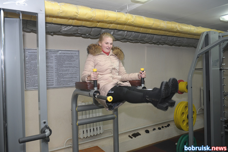 Селфи в шлеме и с дубинкой: день открытых дверей в Бобруйском РОВД