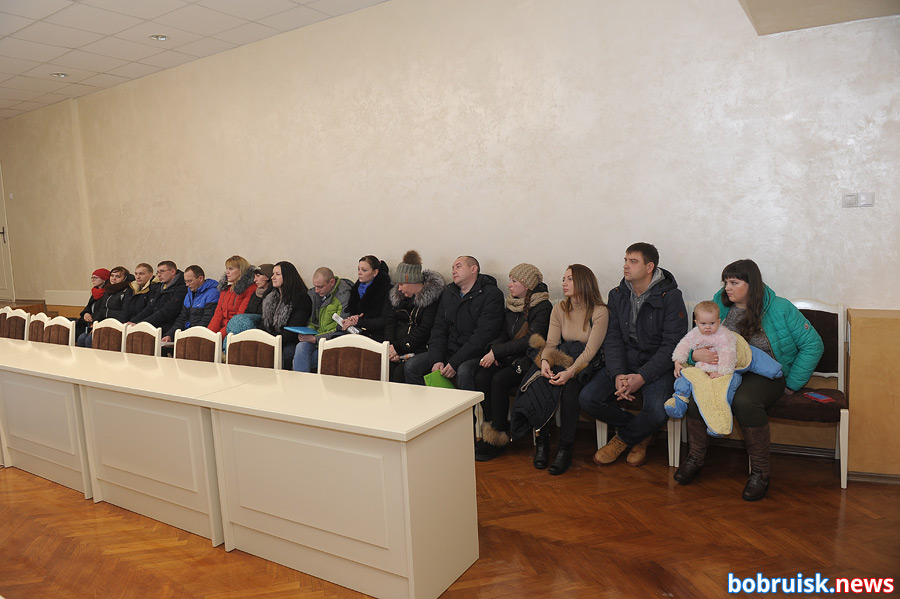 Что мэр Бобруйска пообещал дольщикам-льготникам?