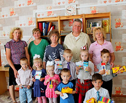 Как сестричество при Свято-Иверском храме Бобруйска помогает детям