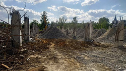 Этажерку в Бобруйске таки сровняли с землей! Но ее остатки еще послужат... (+видео)