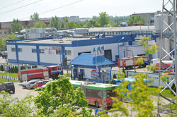 На территории бобруйского молокозавода заметили скопление пожарной техники