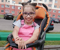 Девочке Танюше нужна помощь!