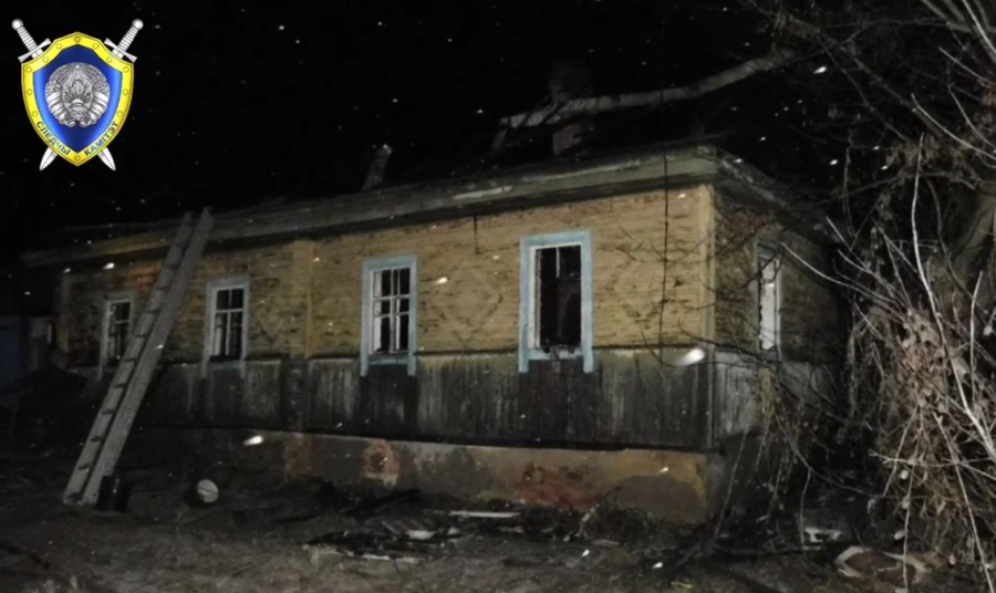 В Бобруйском районе в огне погибли два человека. Одна из погибших – молодая женщина