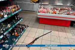 Белорус предотвратил вооруженное ограбление магазина, но сам пострадал. Видео