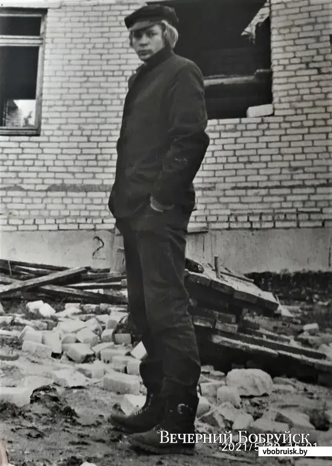 Витя Поревой в стройотряде ММИ, 1973 год.