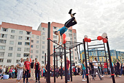 Движение в ритме street workout