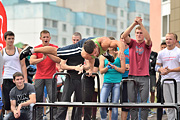 Движение в ритме street workout