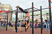 Движение в ритме street workout