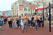 Движение в ритме street workout