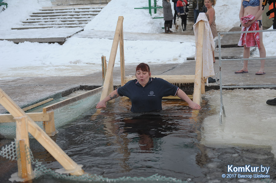 Фотофакт: Крещенское купание в Бобруйске