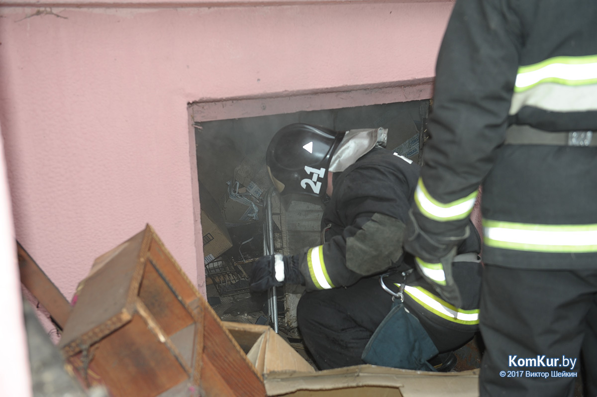 «Дымовуха» в подвале на Интернациональной